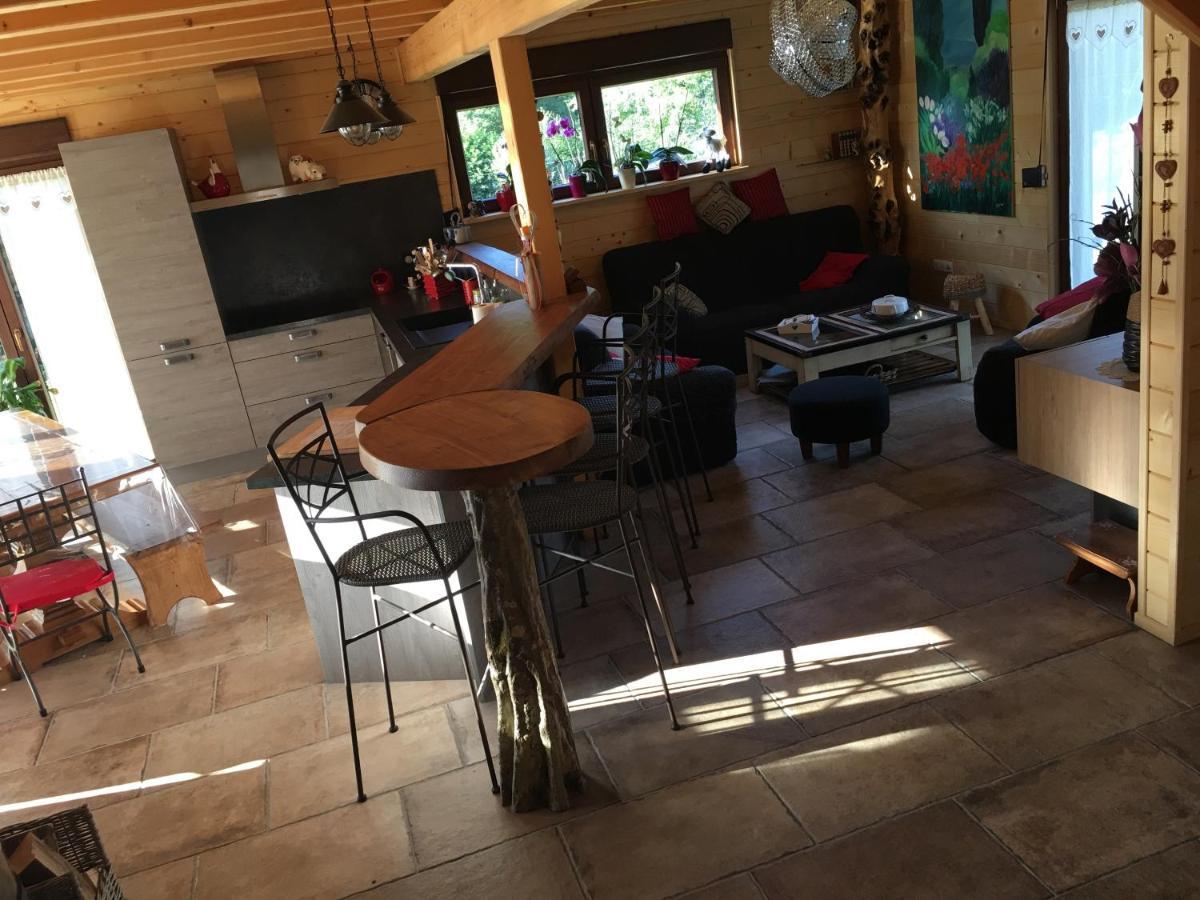 Chalet Du Champs Des Semeaux Wisches 外观 照片